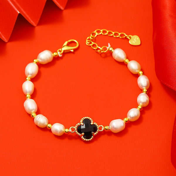 Fashion Clovers Zircon White Rice Pearl With Gold Accessory and Chains